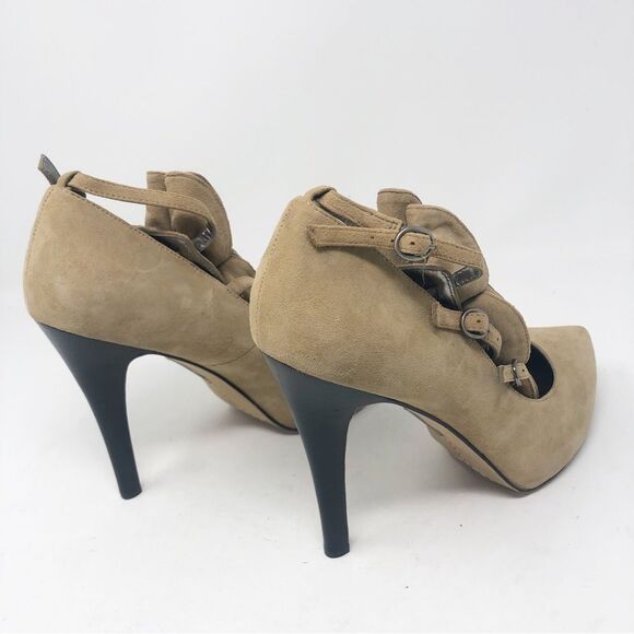 VINCE CAMUTO | Marcia Almond-Toe Ruffle Top Tan Suede Heels Women’s Size 8.5 - Picture 7 of 12